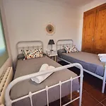 Nyaraló La Casa Del Barrio - *